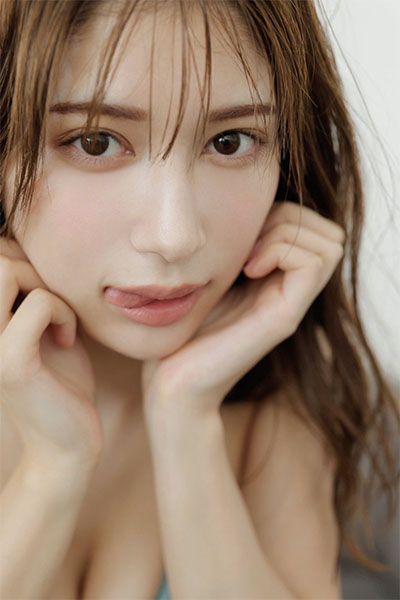 雪平莉左、舌ペロでビジュ爆発の画像2