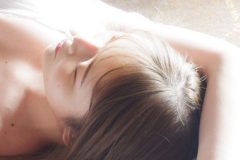 新谷姫加、美白美麗のモーニングショット