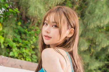 チロルちゃん、現実離れのボディと美貌