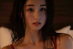 くりえみ、濡れ髪の美女