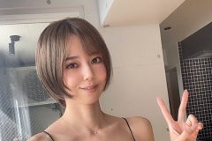 絃花みき、ピチピチキャミのこんもり美バスト