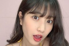 岡本杷奈、ホットなビキニ姿で南国気分