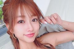 大貫彩香、撮影会感謝セルフィ3連発