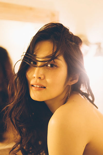 高橋凛、奥行きのある美貌の画像2