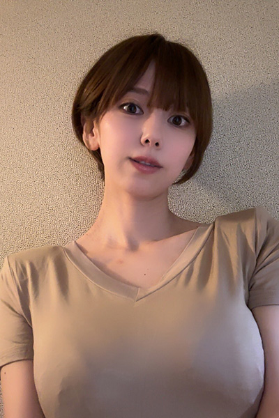 絃花みき、Tシャツ越しの二次元級バストのインパクトの画像2