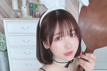 けんけんの「メイドの日」はむちモチうさメイド