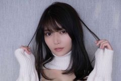 似鳥沙也加、麗しき白ビキニショット