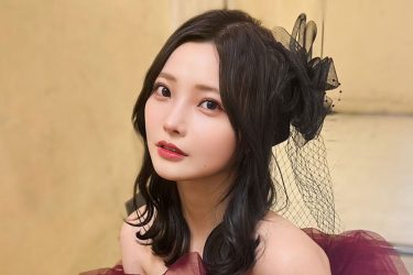 新谷姫加、男心くすぐるお姫様ショット