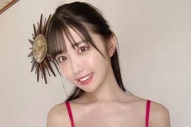 天羽希純、中途半端の魅力炸裂…脱ぎかけの美学