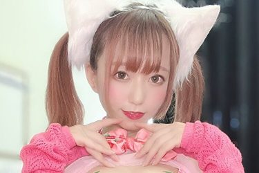 小日向みのり、いちご型バストトップの甘々ボディ