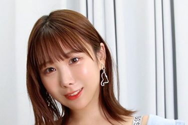 日向葵衣、パンツに手をかけ…ヘルシー美ボディ