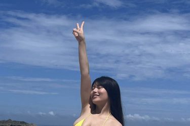 ちとせよしの、南国の海で美ボディ大開放