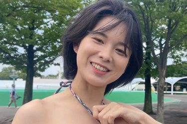 真田まこと、大迫力のこぼれかけバスト