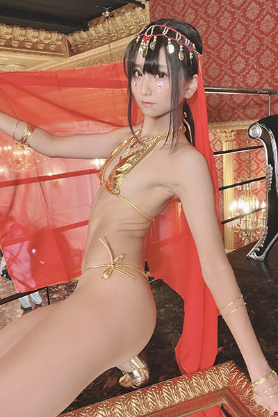 柳丸、極小アラビア風ビキニで輝く美ボディ露出の画像2