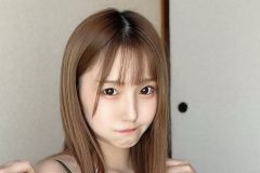 伊関あみ、プくッと脱ぎかけの美学