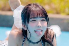 天羽希純、舌ペロリのイッヌ⁈にファンメロメロ