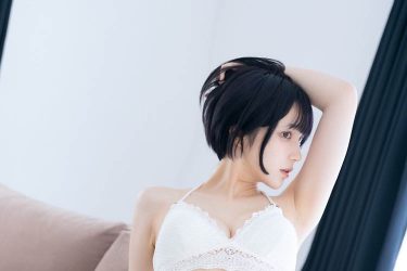 天川星夏、とんでもない美脚