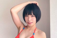 村上りいな、美割れボディ