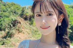 名取くるみ、魅惑のスケスケV字