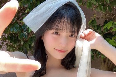 由良ゆら、特別な場所での極上ボディ