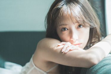 高梨瑞樹写真集『乙女に花束を』三者三様の先行カット公開