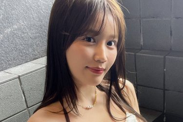 小日向ゆか、艶美谷間のお目覚めツイート