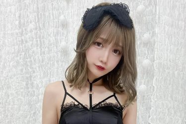 「悪い子」篠原みなみ、大胆黒ランジェリー