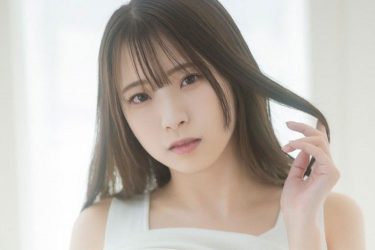 紅羽りお、透明感あふれる純白ランジェリー