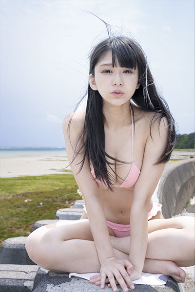陽咲りゆ、海風なびくナチュラル美ボディの画像2
