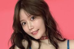 小日向ゆか、キュートでハードなオフショ