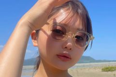 藤田もも、日焼け跡キラリの夏美女