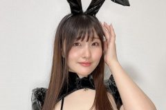 原つむぎ、微笑みのハミパイバニー
