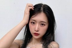 真島なおみ、びしょ濡れの沼カット