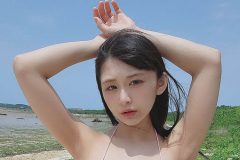 陽咲りゆ、ビーチで輝くナチュラル美ボディ