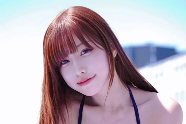 今田希、キュートにギュッと美谷間