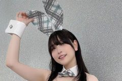 あまつまりな、キュートな大胆開脚バニー