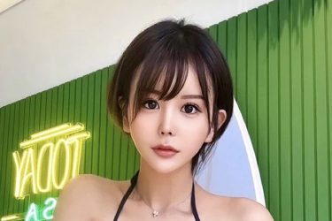 パピコ、二次元級ボディの夏美女