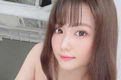 小日向ゆか、ふわ巻きバストここに