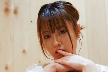 ゆうみ、指咥え…圧巻バストに熱視線