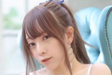 宮本彩希、爽やかな眼帯ビキニ姫