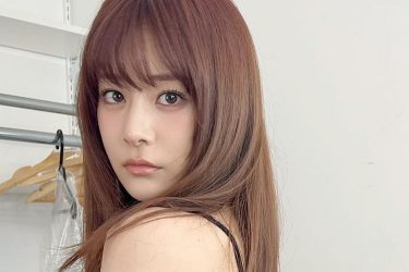 福岡みなみ、最強ビジュ炸裂オフショ3連発