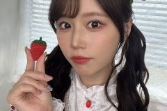 小日向ゆか、甘々の美谷間