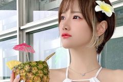 相良ましろ、夏を惜しむ南国美女