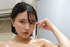 橋本ひかり、紙下着の意味深ポスト