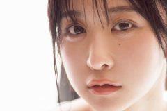 真島なおみ、一糸まとわぬ愛人