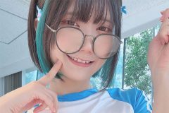 かれしちゃん、メガネ×超ミニ体操服に激萌え