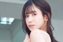 名取くるみ、純白ランジェリーの艶ヒップ