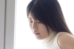 ちとせよしの、最高の脱ぎかけ…