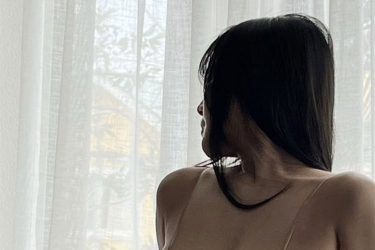 天木じゅん、陰影グラマラスボディ