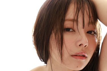 上田操、抜群の美貌と大人の色気